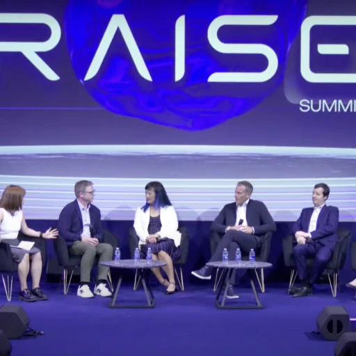 Comment les Agents IA Redéfinissent l’Entreprise Moderne (Sara Maldon Make, Adrian McDermott, Zendesk, Jan Bungert SAP, Axel de Goursac KPMG,  Karen Kwok Reuters)