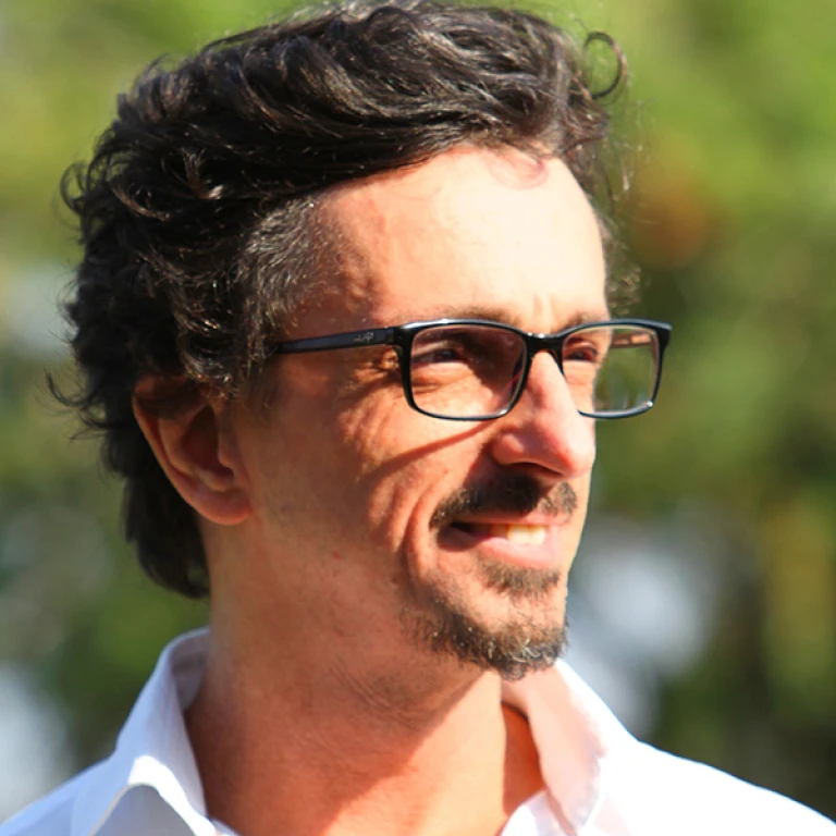 Dialoguer avec l’IA : une nouvelle grammaire pour la créativité ! (Yohann Chabuel, Campagne)