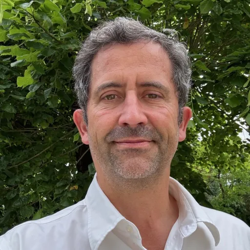 L’IA dans les entreprises : s'y mettre, maintenant. (Denis OBLIN, Memorandum)