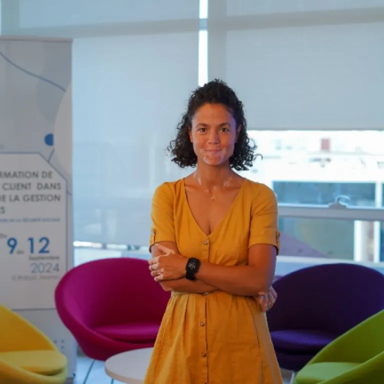 On ne force pas l’océan : ce que le surf m’a appris sur l’IA et le management (Dounia El Guasmi, CPAM)