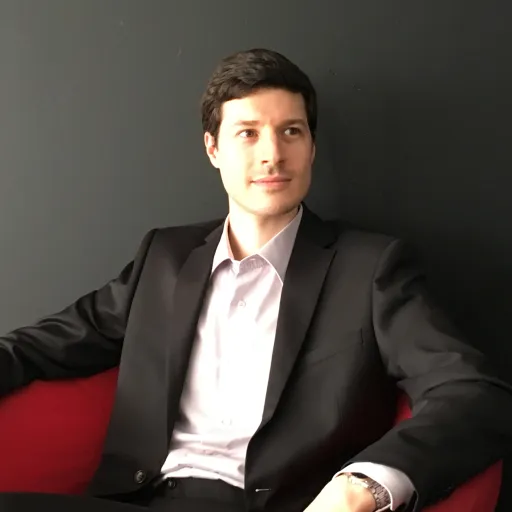 Pour une IA raisonnée et comprise, du buzz aux enjeux - le regard d’un expert (Axel Cypel, auteur-conférencier)