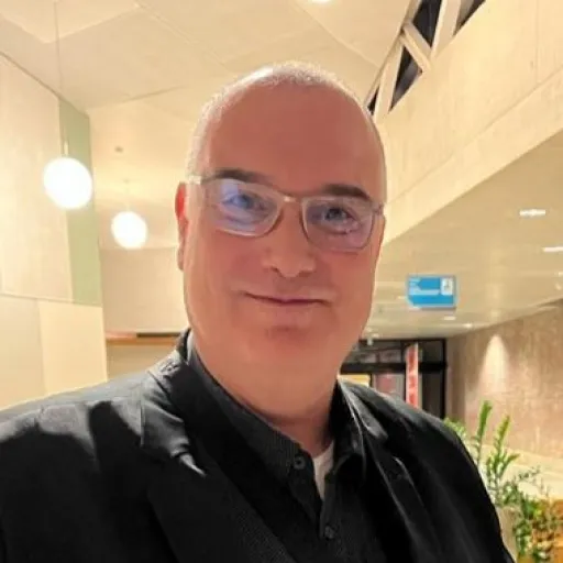 Recherche et développement en systèmes multi-agents (Stéphane GALLAND, Directeur de laboratoire)