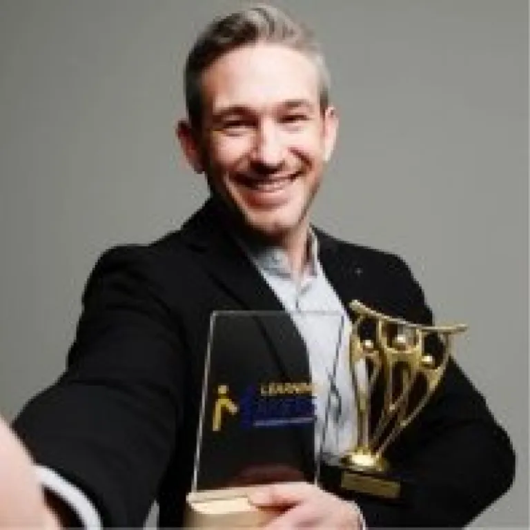 Du digital learning à l'Innovation L&D : une transformation par l'IA? (Maxime Favero)